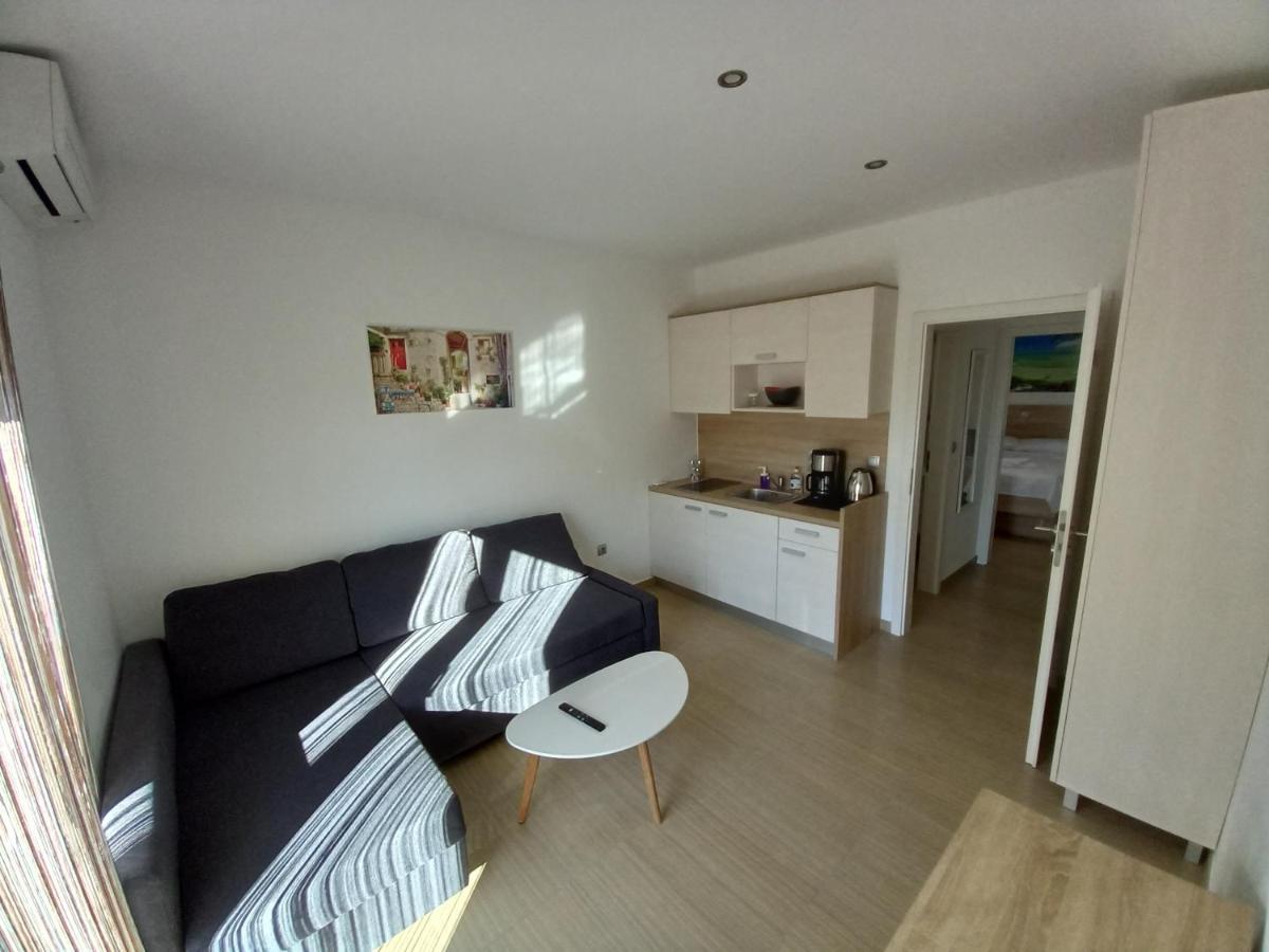 Apartmani Tropical Водице Екстериор снимка
