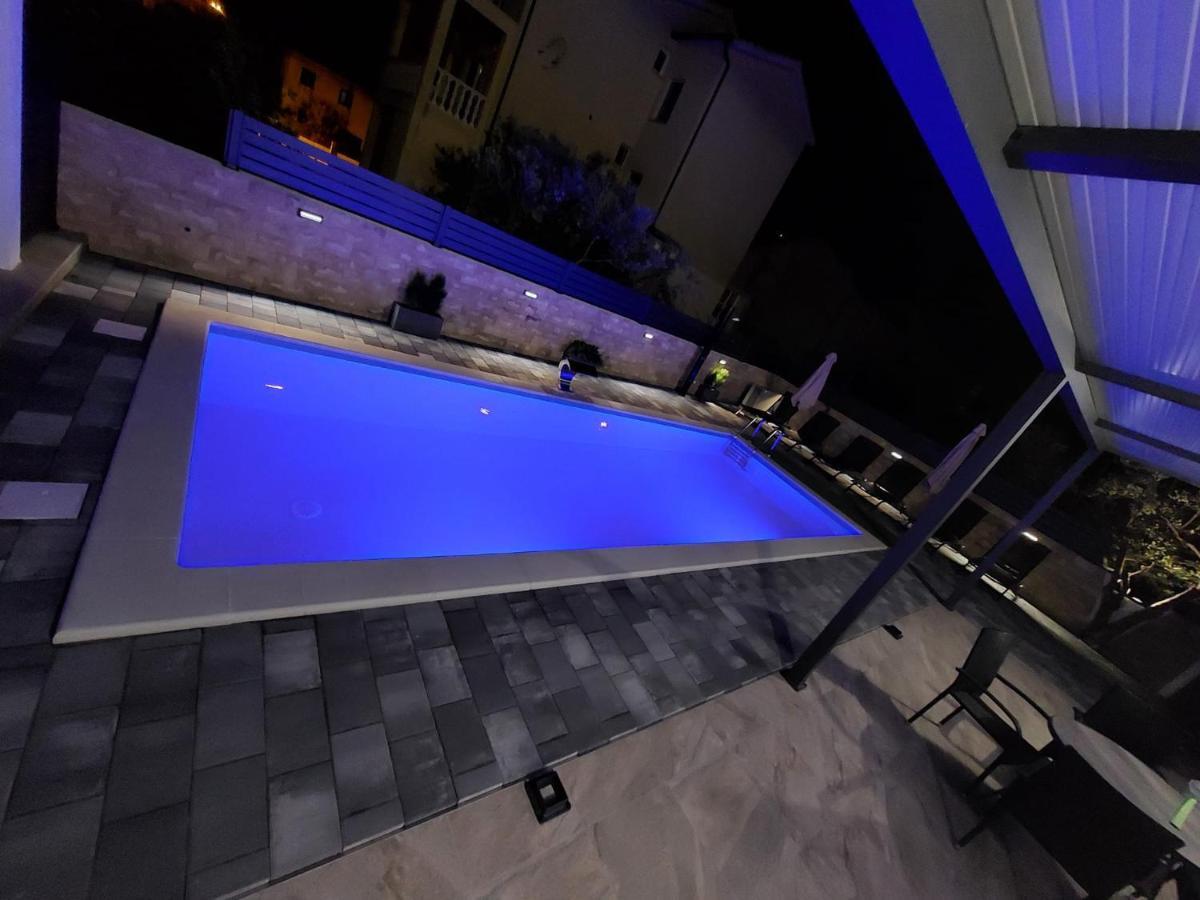 Apartmani Tropical Водице Екстериор снимка