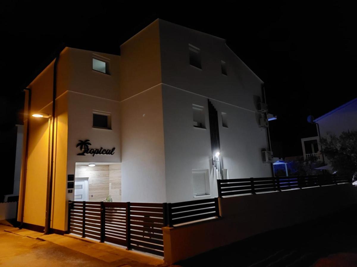 Apartmani Tropical Водице Екстериор снимка