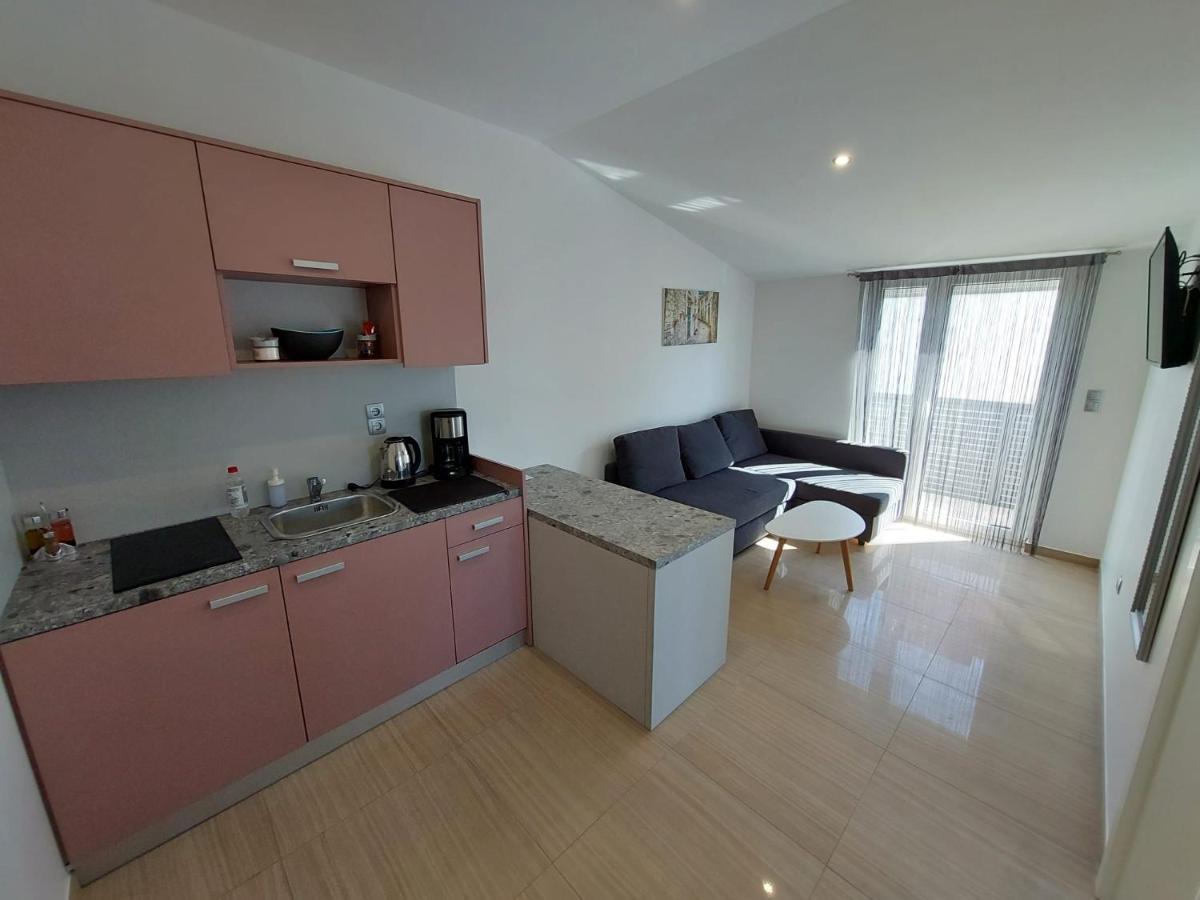 Apartmani Tropical Водице Екстериор снимка