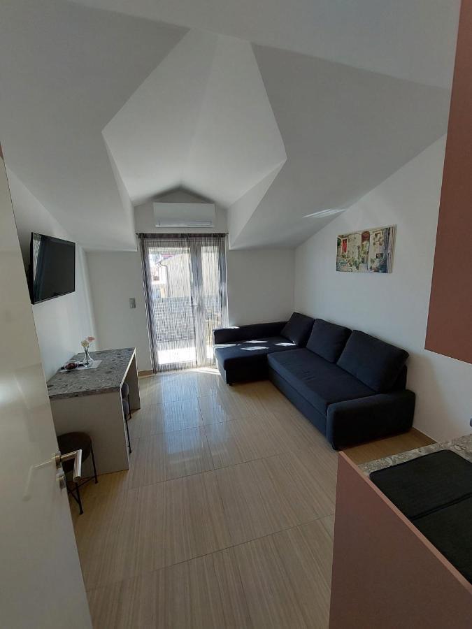 Apartmani Tropical Водице Екстериор снимка